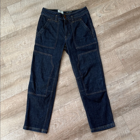 The Wanderer Mid-Rise Relaxed Jean by Pilcro Size 27 - Picture 2 of 14